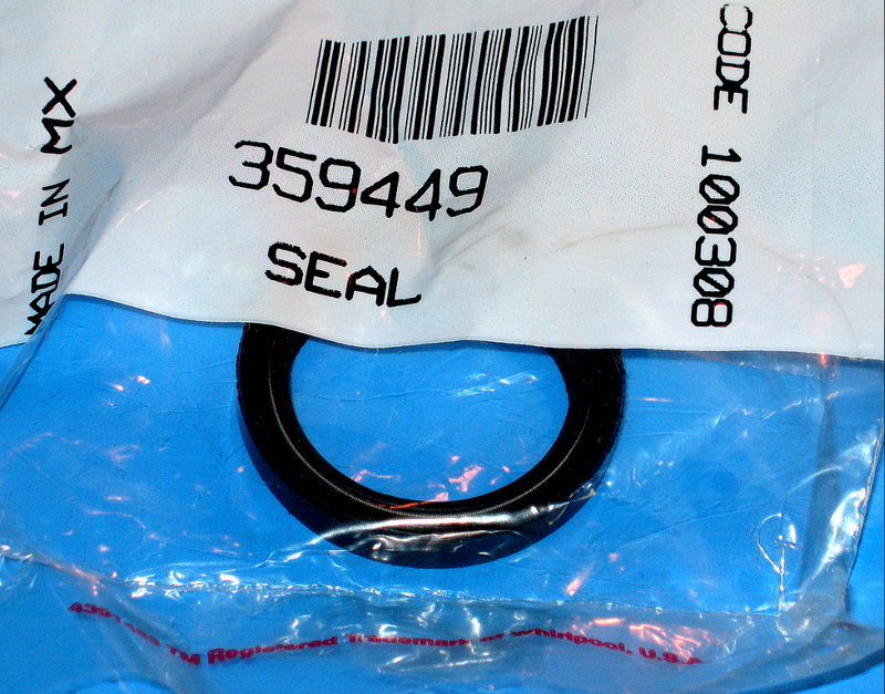 ✅OEM Whirlpool WP359449 359449 Washer Agitator Shaft Seal